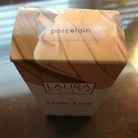 LAURA GELLER COVER LOCK CREAM FOUNDATION - Picture 2 of 2